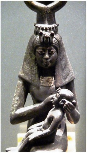 Aïssata Setkem Mari-Ama (Isis la femme noire, aimeé de Dieu), allaitant son fils Horo (Horus) 