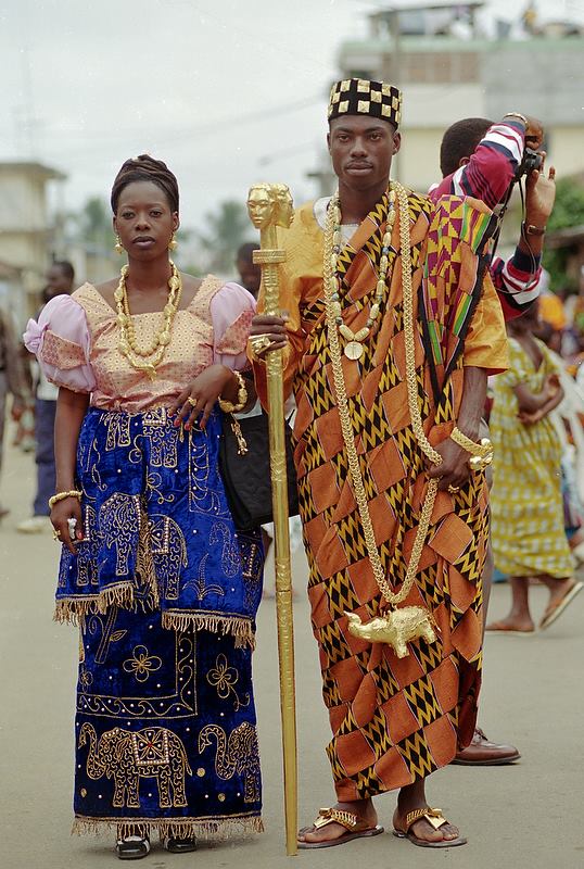 Akan couple