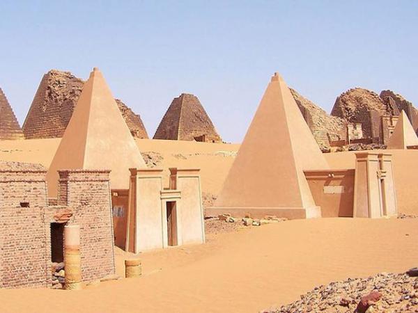 Pyramids of Barwa