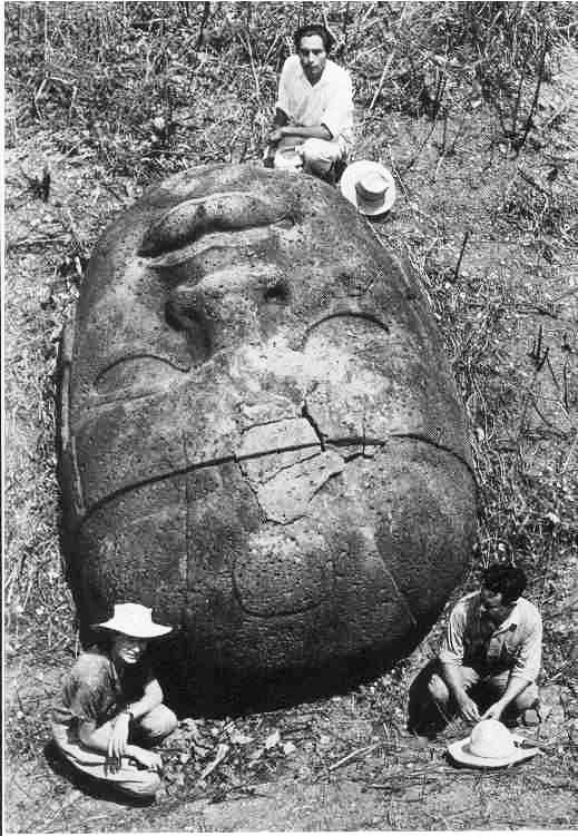 The discovery of an African head of the Olmec civilization 