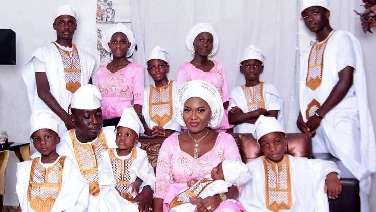 L'image de cette famille nigériane avec ses 10 enfants est perçue au sein de l'élite occidentale comme la pire menace que pose l'Afrique